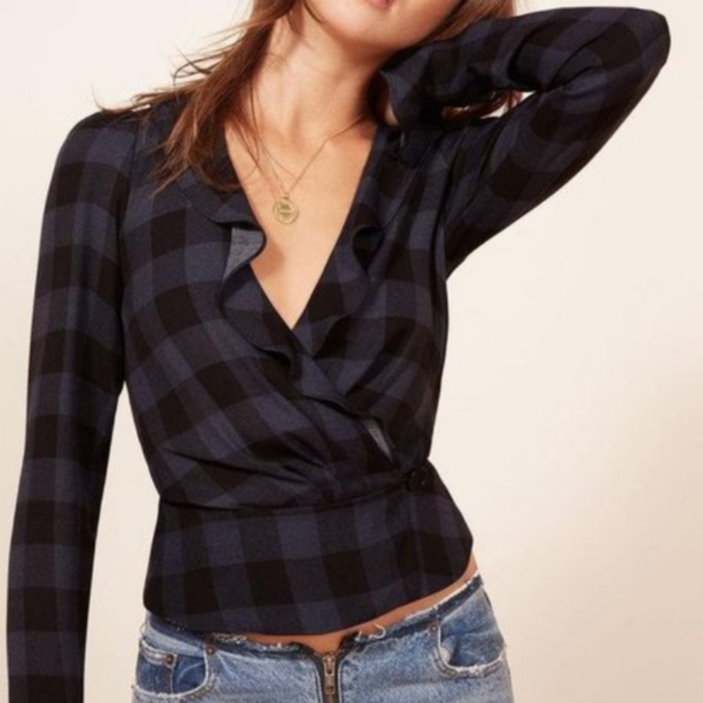 Reformation Black Lee Top on Loire